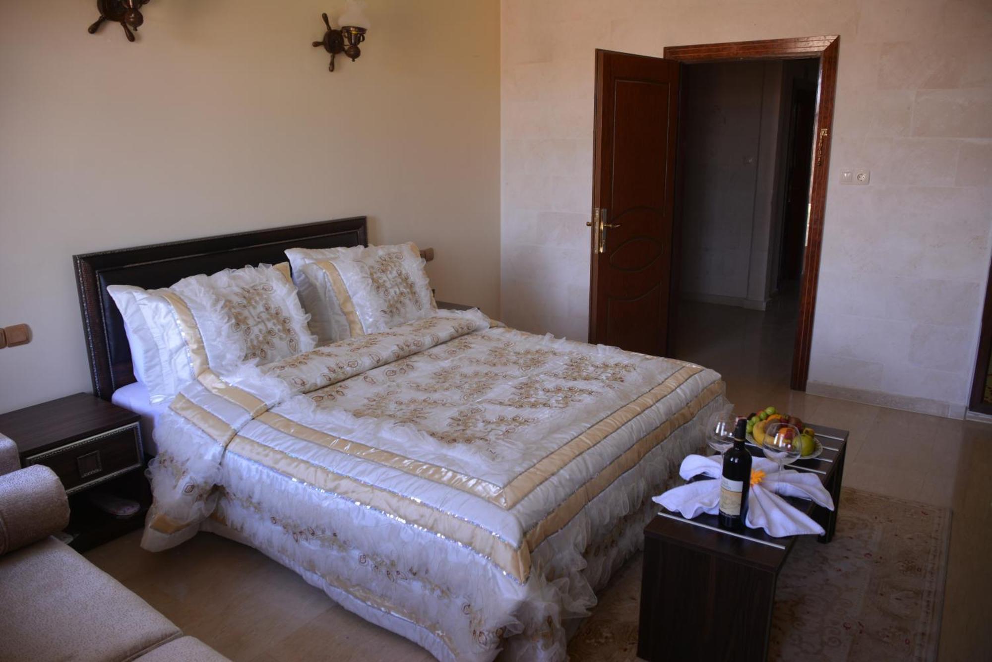 Turabdin Hotel Midyat Cameră foto